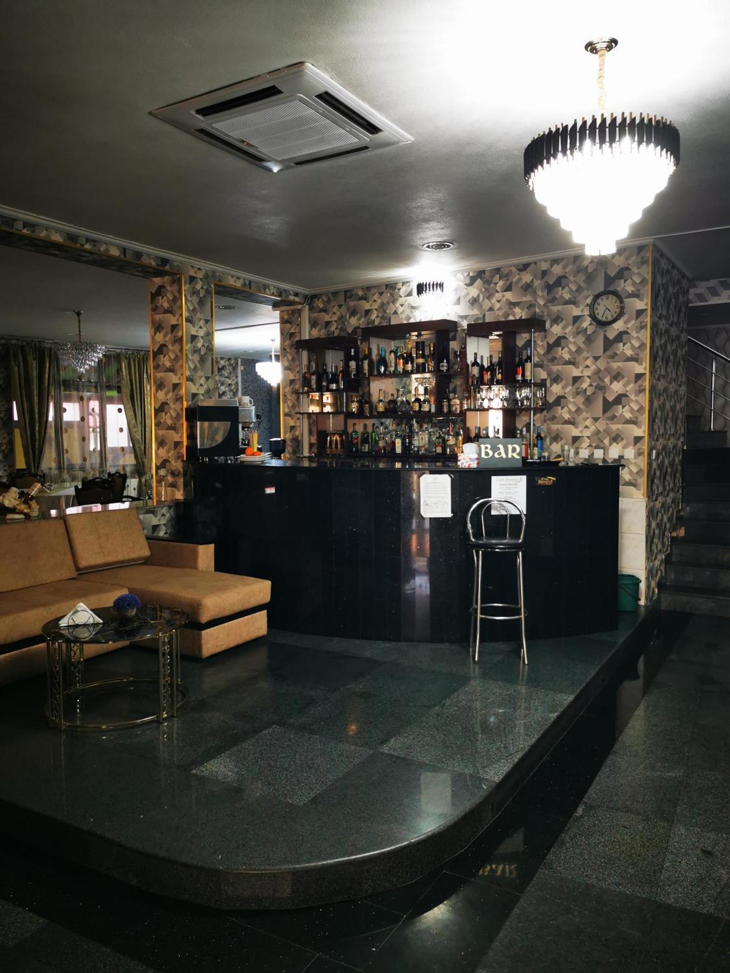 Хостел Casa Simescu II Карансебеш Экстерьер фото